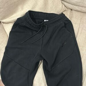 Men’s Nike Tech Fleece sweatpants